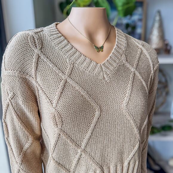 NWT Comfy Cozy Cable Knit Cropped Sweater by Miami of Francescas-Women's X-Small - Picture 5 of 7